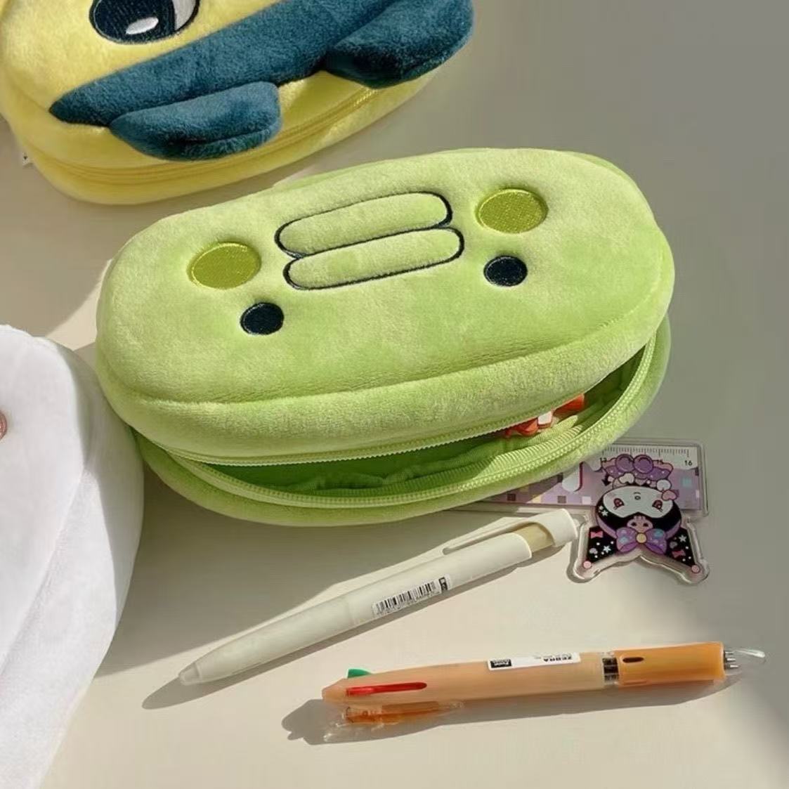 กระเป๋าใส่ดินสอตุ๊กตาทามาก็อตจ - Pencil Case Large บทวิจารณ์และราคา