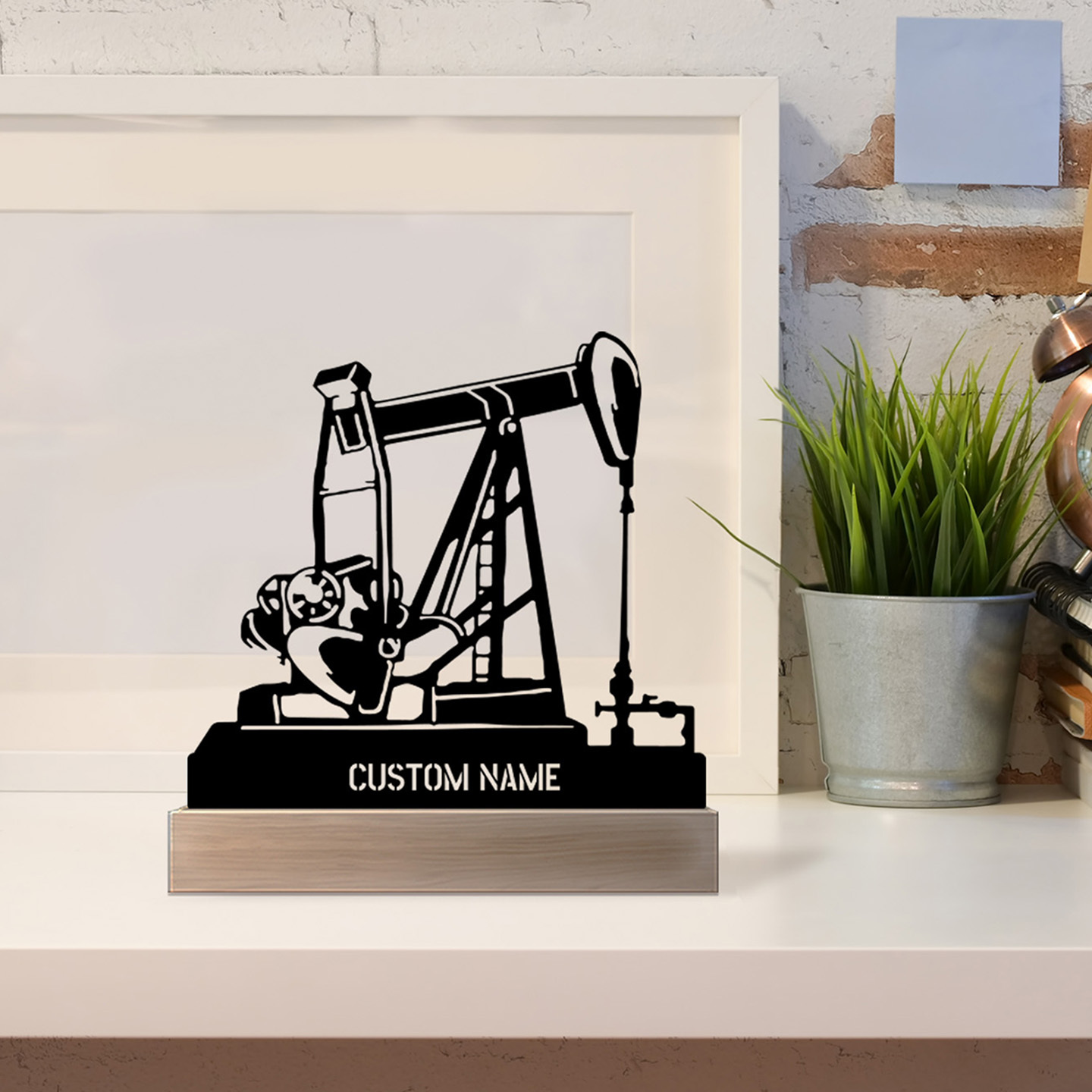 ป้ายชื่อโต๊ะทำงานรูปแท่นขุดเจา - Desk Name Plate บทวิจารณ์และราคา