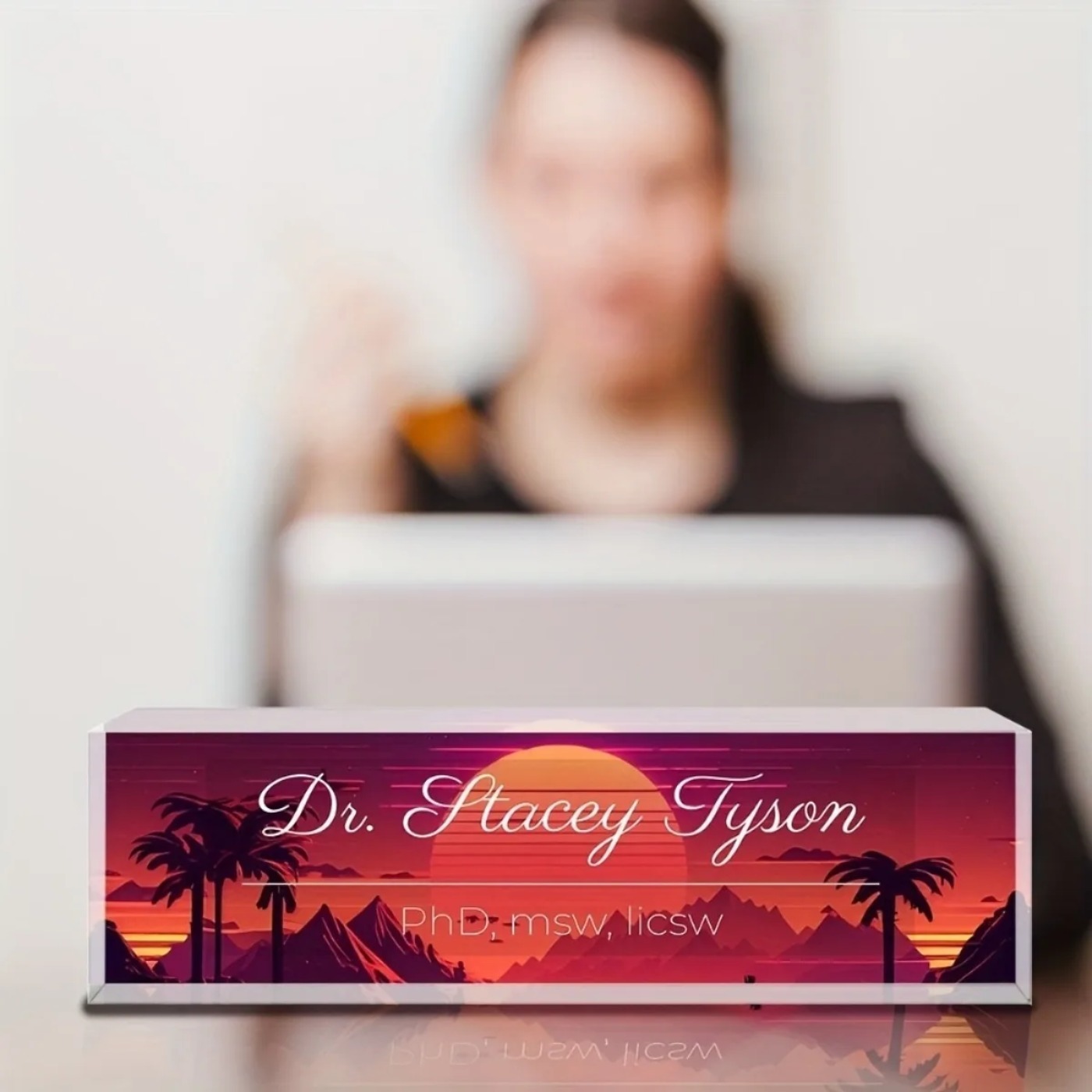 ป้ายชื่ออкриลิคแบบตั้งโต๊ะ ดีไ - Desk Name Plate บทวิจารณ์และราคา
